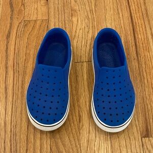 Native Kids Royal Blue Water Shoes